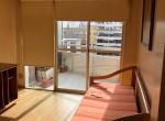 Living con balcon
